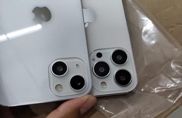 中山苹果手机维修分享iPhone 13‌机模长什么样 